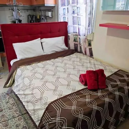 Spacious Private Rooftop Studio, Mountain And Sea View-2