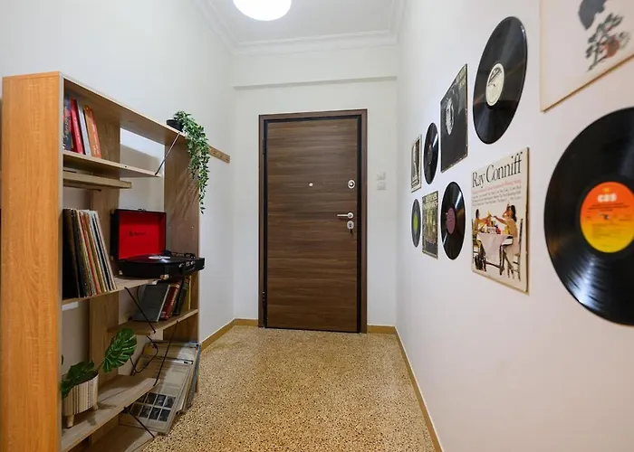 Patision Cinema Apartment